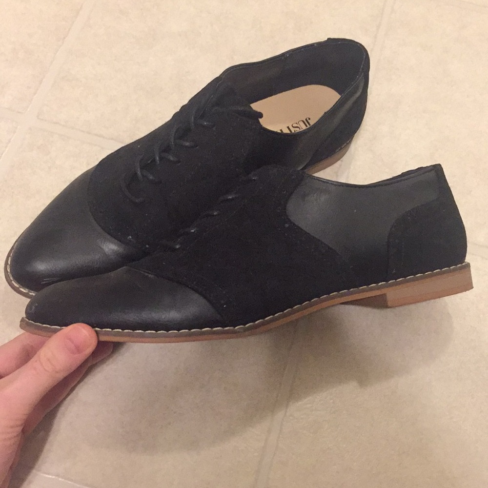 Oxford shoes black
